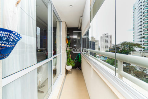 Image 9 - 1033771