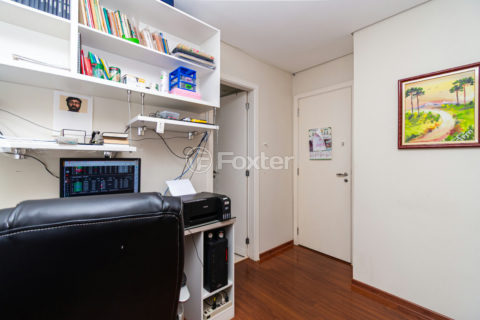 Image 30 - 1033771
