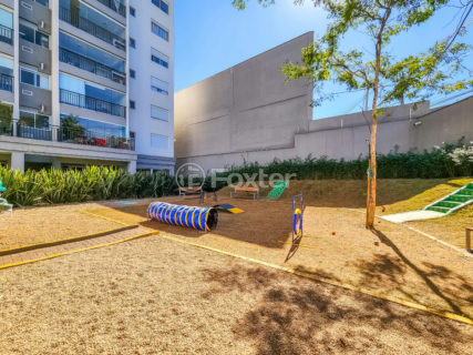 Image 39 - 1033774