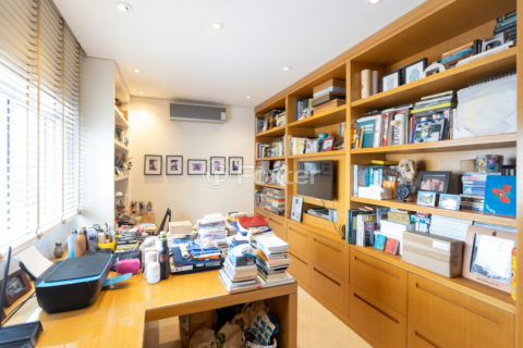Image 50 - 1033776