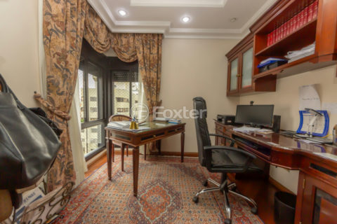 Image 30 - 1033780