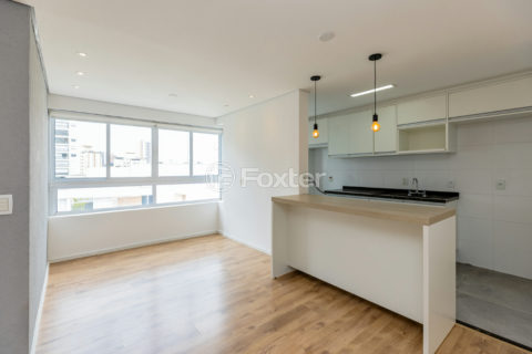 Image 7 - 1033783