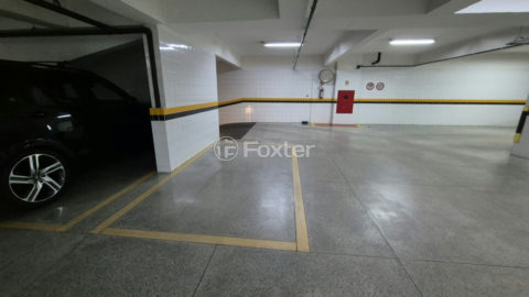 Image 48 - 1033784