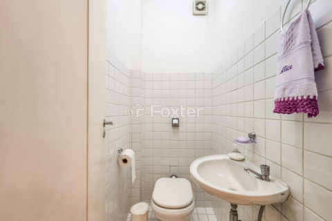 Image 4 - 1033785