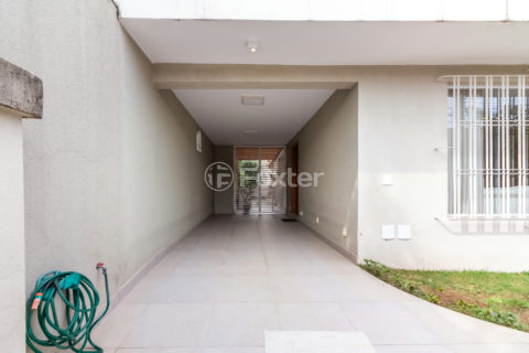 Image 30 - 1033786