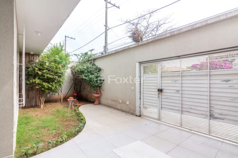 Image 31 - 1033786