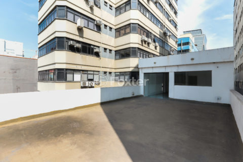 Image 11 - 1033793