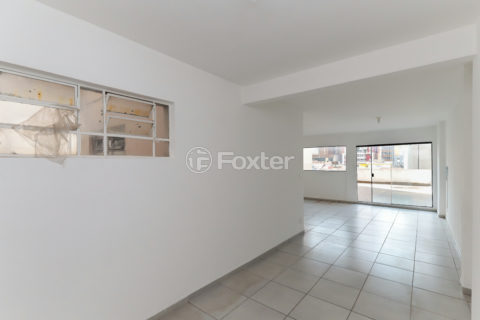 Image 4 - 1033793