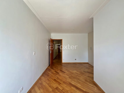 Image 33 - 1033797