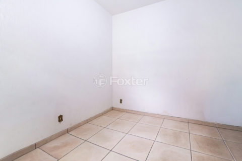 Image 7 - 1033798