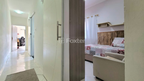 Image 32 - 1033799