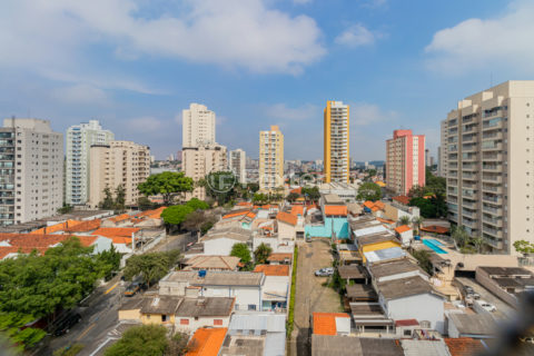 Image 4 - 1033810