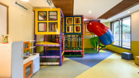 Image 32 - 1033812
