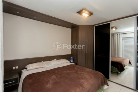 Image 35 - 1033813