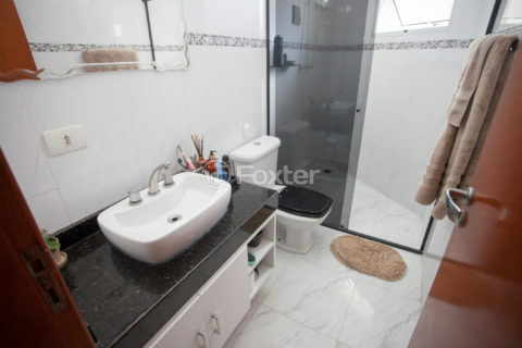 Image 30 - 1033813