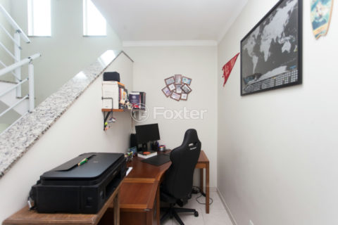 Image 19 - 1033813