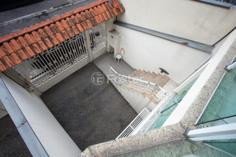 Image 42 - 1033813