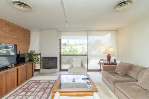 Image 33 - 1033820