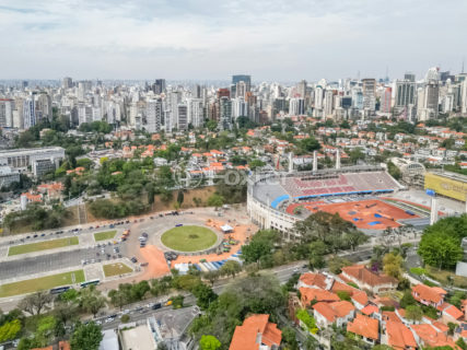 Image 70 - 1033820