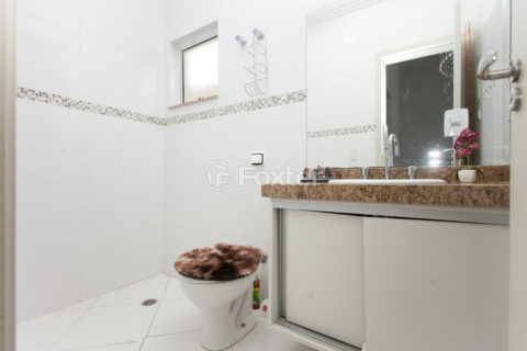 Image 37 - 1033822