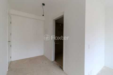 Image 4 - 1033831