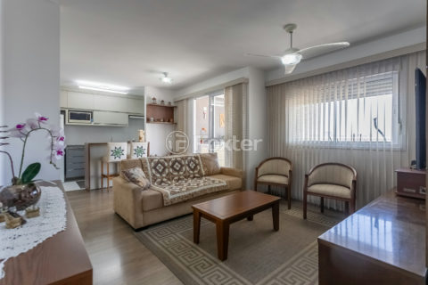 Image 2 - 1033833