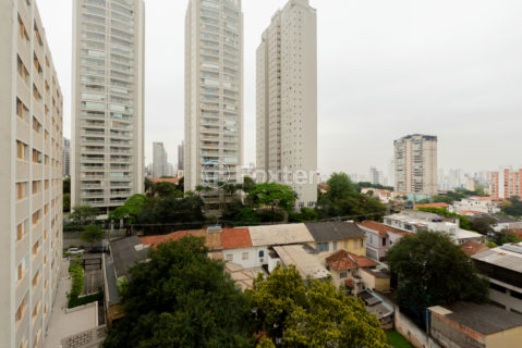 Image 6 - 1033834