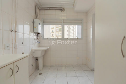 Image 36 - 1033834