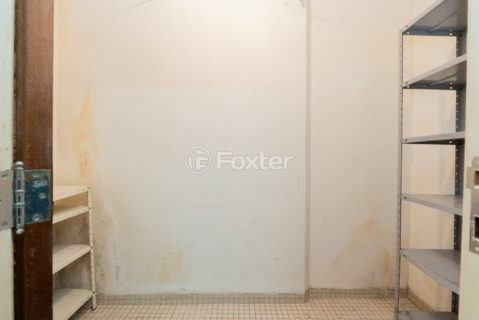 Image 41 - 1033834