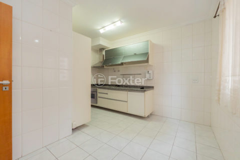 Image 29 - 1033834