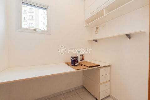 Image 39 - 1033834