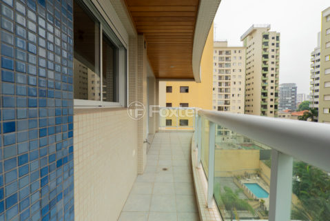 Image 7 - 1033834