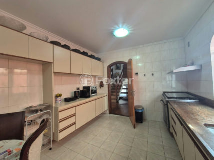 Image 36 - 1033841