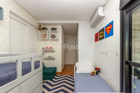 Image 42 - 1033842