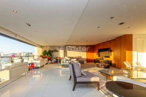 Image 2 - 1033842