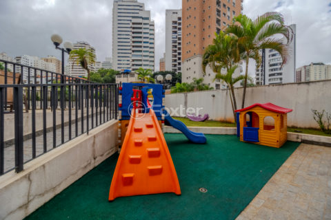 Image 42 - 1033845