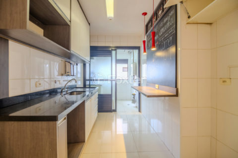 Image 32 - 1033845