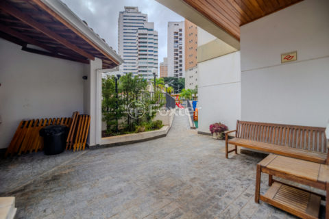 Image 48 - 1033845