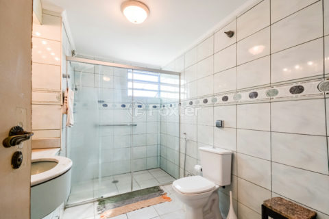 Image 25 - 1033856
