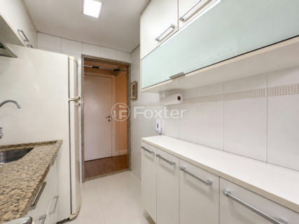 Image 3 - 1033858