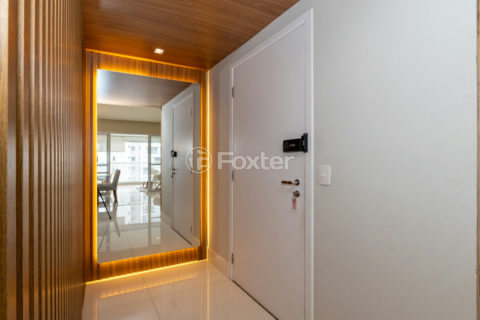 Image 33 - 1033873