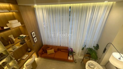 Image 16 - 1033874