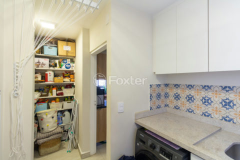 Image 29 - 1033876