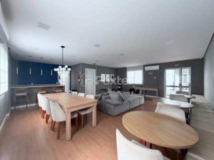 Image 32 - 1033877