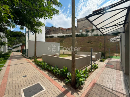 Image 37 - 1033877