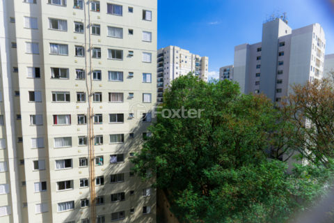 Image 23 - 1033878