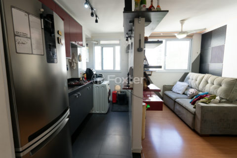 Image 21 - 1033878