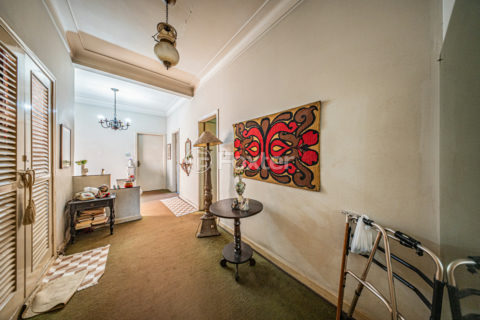 Image 31 - 1033882