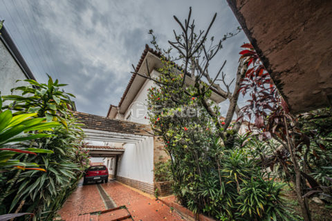 Image 71 - 1033882