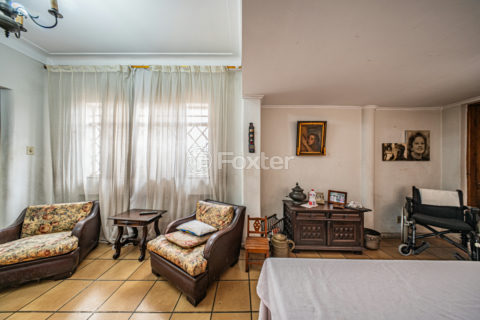 Image 21 - 1033882
